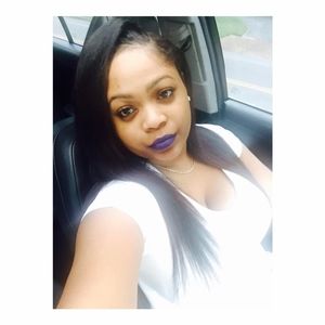 Meet your Posher, Ebony